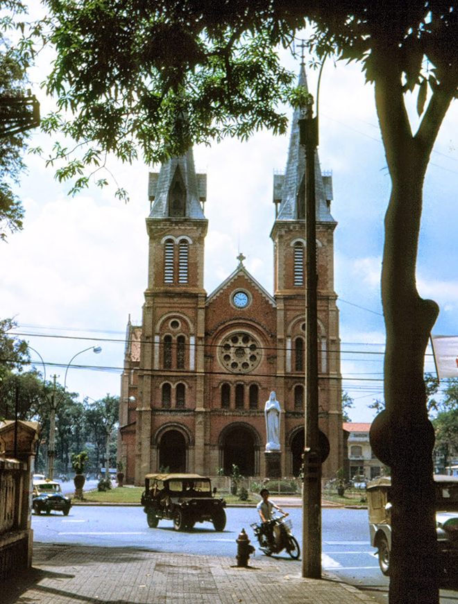 Notre dame cathedral saigon 1965